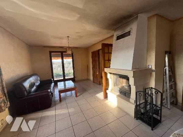 TERRENOIRE/SAINT-JEAN-BONNEFONDS VILLA 82 m²+ss sol 43 m² sur jardin 558 m²