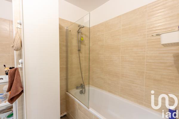 Apartment for sale 4 rooms 88 m² Saint-Cyr-l'École