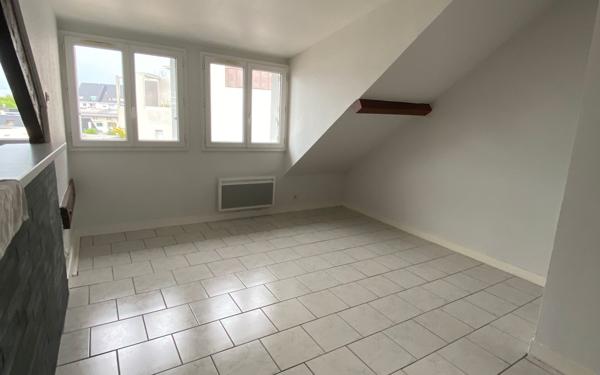 Appartement à louer    3 pièces •  Tours