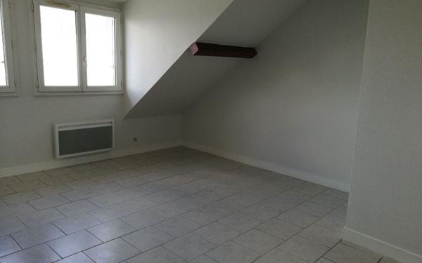 Appartement à louer    3 pièces •  Tours