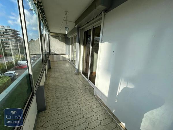 Appartement à louer 3 pièces 63.16m² La Garde (83130)