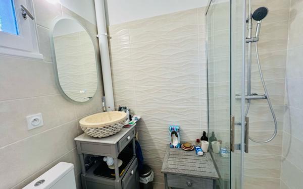 Maison à vendre    2 pièces •  Sanary-sur-Mer