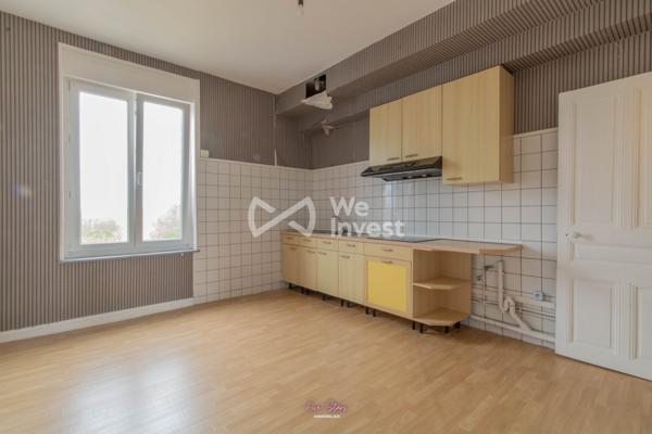 Immeuble Piennes 127 m2 local commercial et appartement F3 en duplex