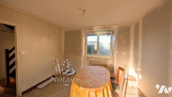 Plouescat – Maison de 6 pièces, 4 chambres avec garage et jardin, proche centre et commodités