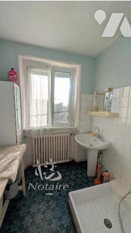 Plouescat – Maison de 6 pièces, 4 chambres avec garage et jardin, proche centre et commodités