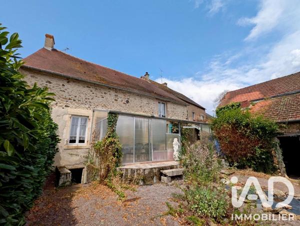 Maison à vendre 4 pièces 136 m² Saint-Denis-de-Jouhet