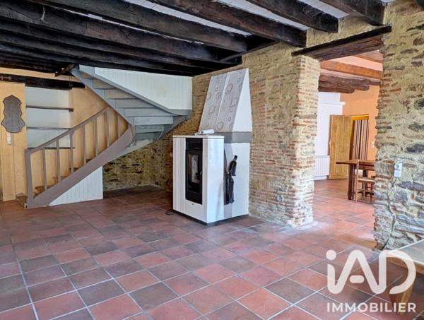 Maison à vendre 4 pièces 136 m² Saint-Denis-de-Jouhet