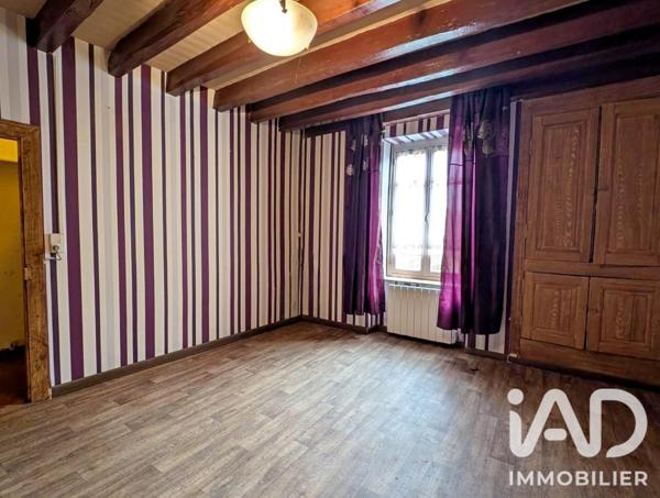 Maison à vendre 4 pièces 136 m² Saint-Denis-de-Jouhet