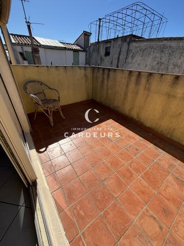 Studio
                                                                                                                                                                                                                                                                                                                        1 pièce(s)                                                                                                                                                                                                                                                                                                                              20  m²
