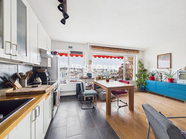 Appartement Paris 3 pièces - BALCONS + PARKING