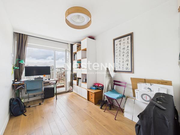 Appartement Paris 3 pièces - BALCONS + PARKING