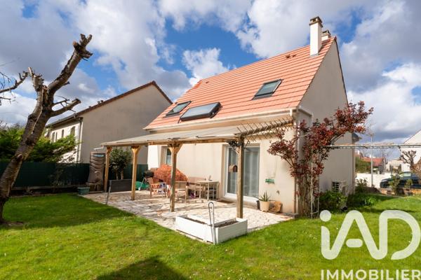 Maison à vendre 7 pièces 100 m² Champs-sur-Marne