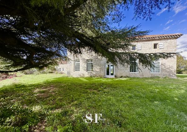Propriete 10 pièce(s) 5 chambre(s) 455 m²