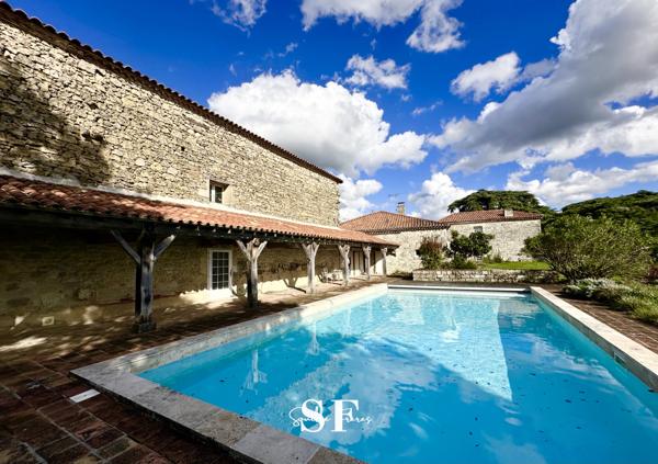 Propriete 10 pièce(s) 5 chambre(s) 455 m²