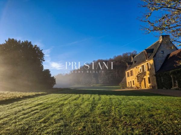 Superbe manoir historique et son domaine de 74 hectares avec étang, à 10 minutes de Sarlat, SARLAT LA CANEDA