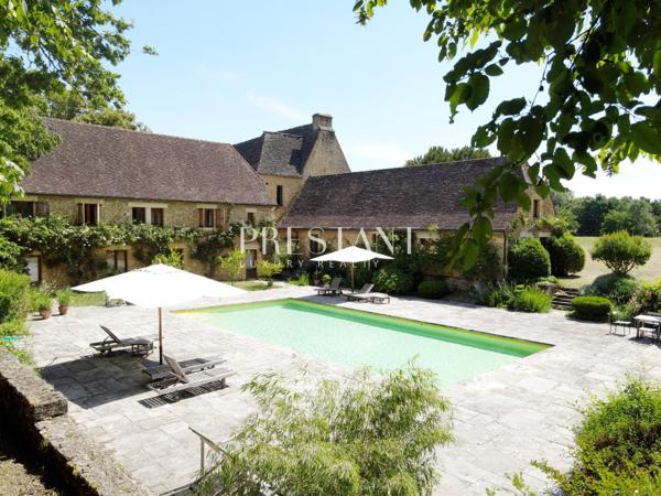 Superbe manoir historique et son domaine de 74 hectares avec étang, à 10 minutes de Sarlat, SARLAT LA CANEDA