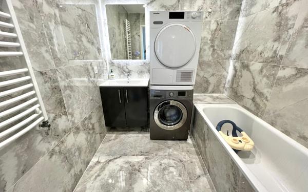 Appartement à vendre    4 pièces • 82 m2 Bondy