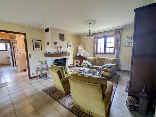 INTRA-PERIPH - Maison individuelle de 7 pièces 