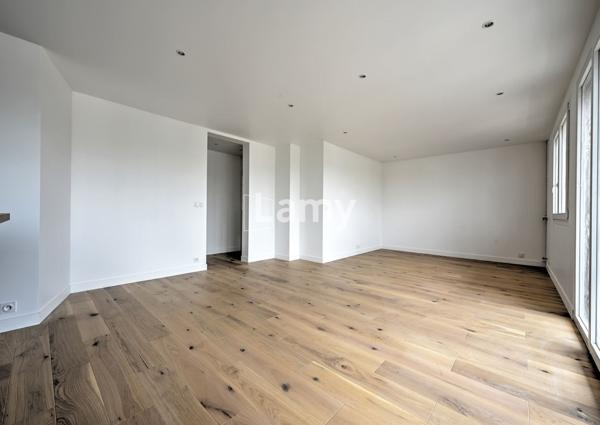 Appartement + annexe + parking