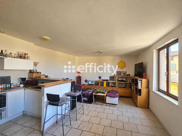Appartement
         3 pièces
        - 67 m² 170 000 € *