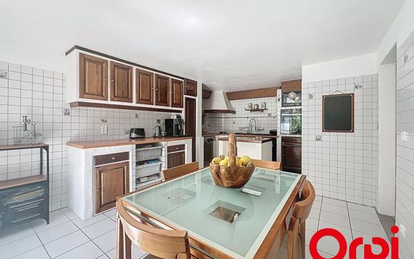 Appartement à vendre    4 pièces • 100,05 m2 Roquebrune-Cap-Martin