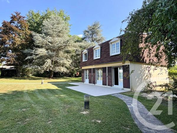 Maison à vendre  7 pièces - 136,01 m 2   MOUROUX  - 77