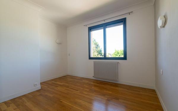 Maison à vendre    6 pièces •  Idron