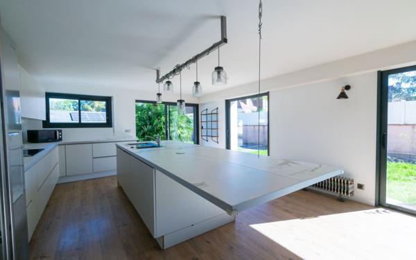 Maison à vendre    6 pièces •  Idron