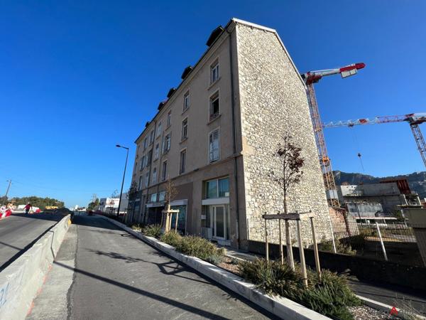 Appartement à GRENOBLE, 38000 - 5 pièces 110m²