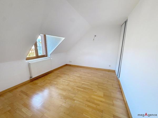Appartement à GRENOBLE, 38000 - 5 pièces 110m²