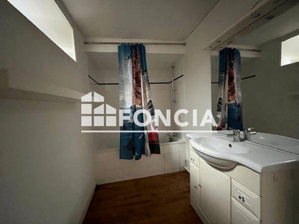 Location Appartement 4 pièces 93.5 m² - 63 COURS D'ALBRET Bordeaux 33000