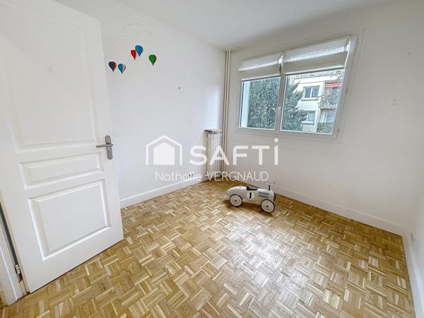 APPARTEMENT 4P AVEC BALCON EN PLEIN CENTRE-VILLE