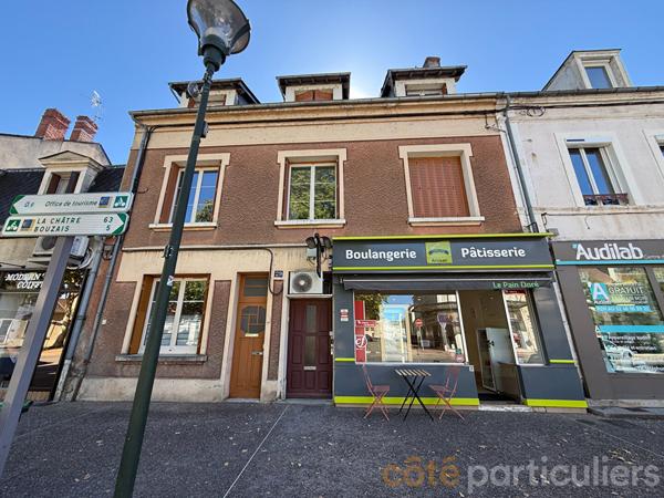 Vente
                Immeuble200 m² - 8 Pièces -
                    SAINT AMAND MONTROND (18200)