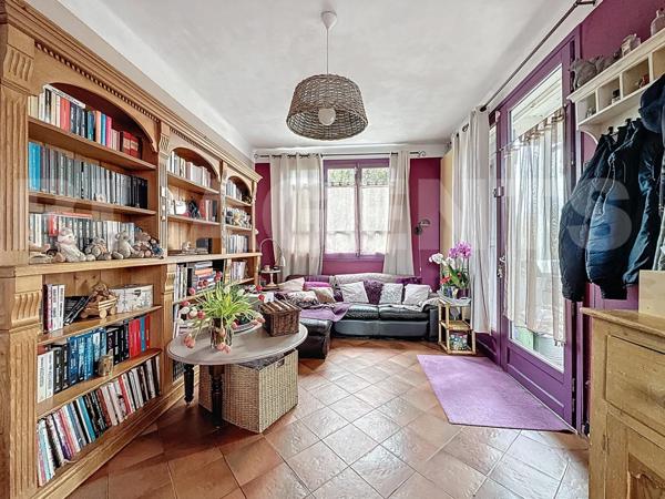 Lagny - Maison atypique à fort potentiel – 190 m² divisés en deux lots indépendants - Grand terrain 