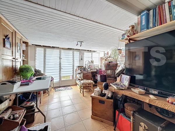 Lagny - Maison atypique à fort potentiel – 190 m² divisés en deux lots indépendants - Grand terrain 