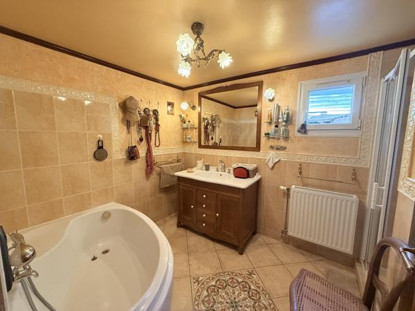 Vente / Maison avec dépendance