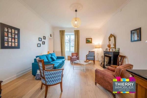 Appartement 5 pièces                                        - 44000 Nantes - Centre ville Réf : 9795