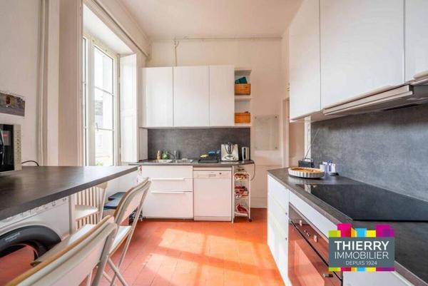 Appartement 5 pièces                                        - 44000 Nantes - Centre ville Réf : 9795