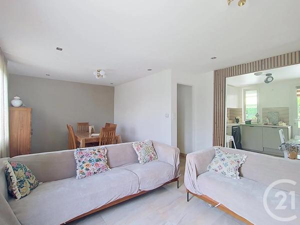 Maison à vendre  3 pièces - 70,83 m 2   ST ETIENNE DU ROUVRAY  - 76