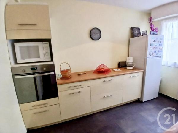Appartement F3 à vendre  3 pièces - 57,59 m 2   GRANVILLE  - 50