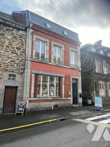 Un immeuble à usage de commerce et d'habitation situé à REVIN (08500), 12 rue Gambetta