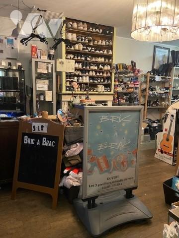 Un immeuble à usage de commerce et d'habitation situé à REVIN (08500), 12 rue Gambetta