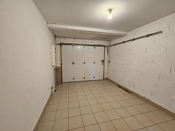 NOUVEAUTE - PAVILLON DE PLAIN PIED AVEC JARDIN GARAGE A LA FLECHE