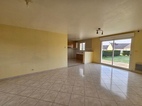 NOUVEAUTE - PAVILLON DE PLAIN PIED AVEC JARDIN GARAGE A LA FLECHE