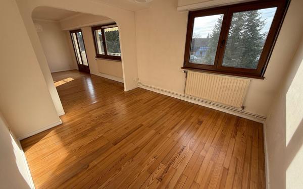 Appartement à vendre    5 pièces • 90 m2 La Wantzenau