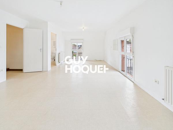 Maison T4 avec courette et garage à Oissel