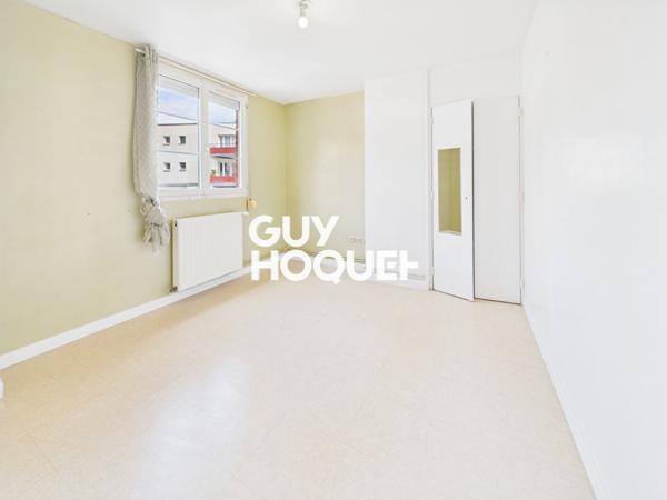 Maison T4 avec courette et garage à Oissel