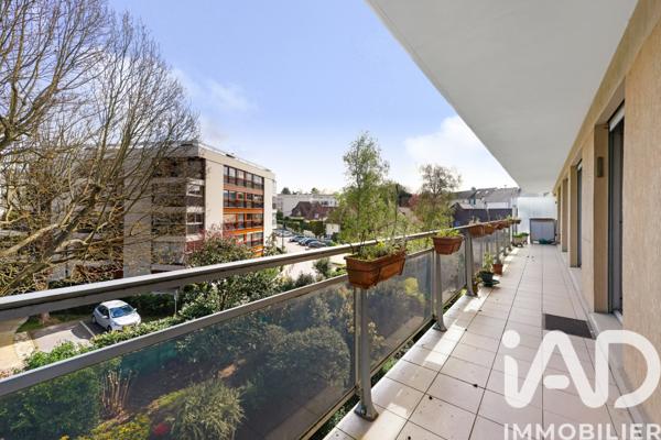 Appartement à vendre 5 pièces 104 m² Le Chesnay-Rocquencourt