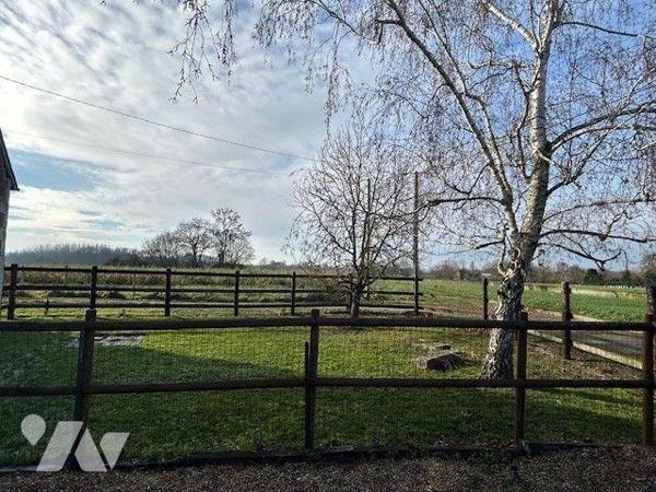 MAISON A VENDRE BAUGE EN ANJOU
Maison de Charme d'une surface habitable d'environ 205 m².
Mai...