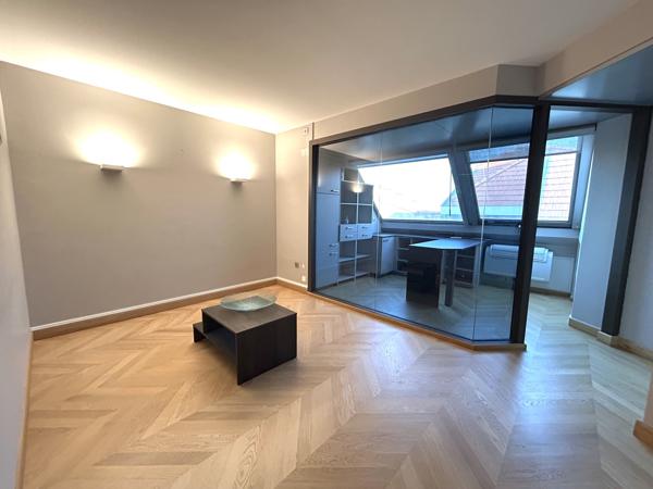 Bureaux à vendre à Bordeaux centre avec accès ERP PMR et ascenseur - Place Gambetta